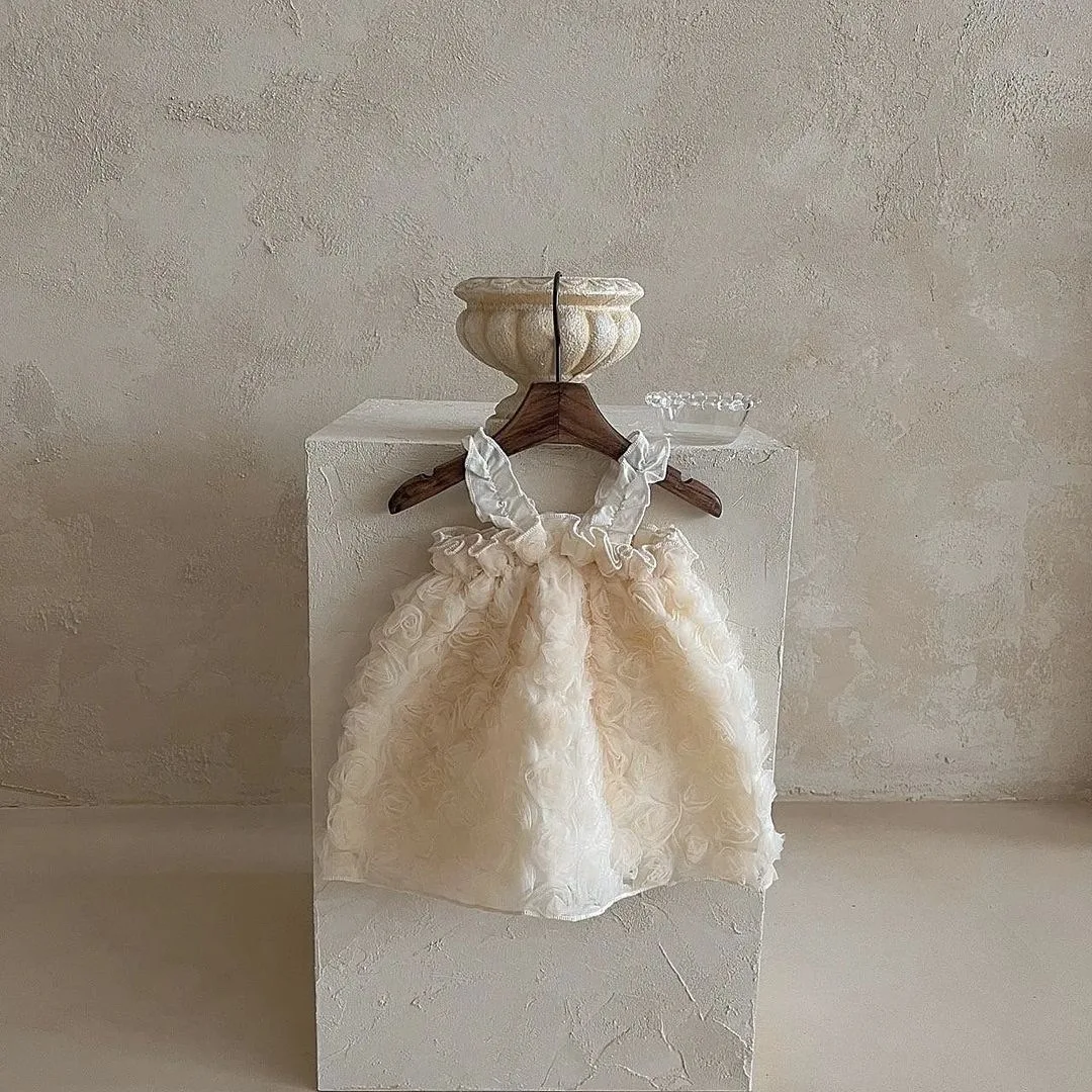 2023 Лето Новорожденная Девочка Мода Объемная Пряжа Цветок Слинг Бальное Платье Платье Сладкий Темперамент Платья Принцессы