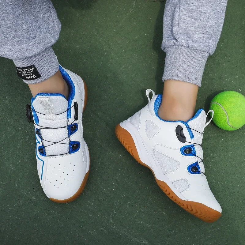 Новая роскошная обувь для бадминтона, детские легкие кроссовки для бадминтона, удобные теннисные туфли для мальчиков и девочек, нескользящие теннисные кроссовки