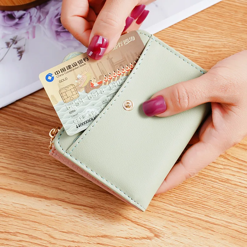 Женский кошелек, короткая сумка для карточек из искусственной кожи, однотонный простой кошелек для монет с застежкой-клипсой, женский кошелек
