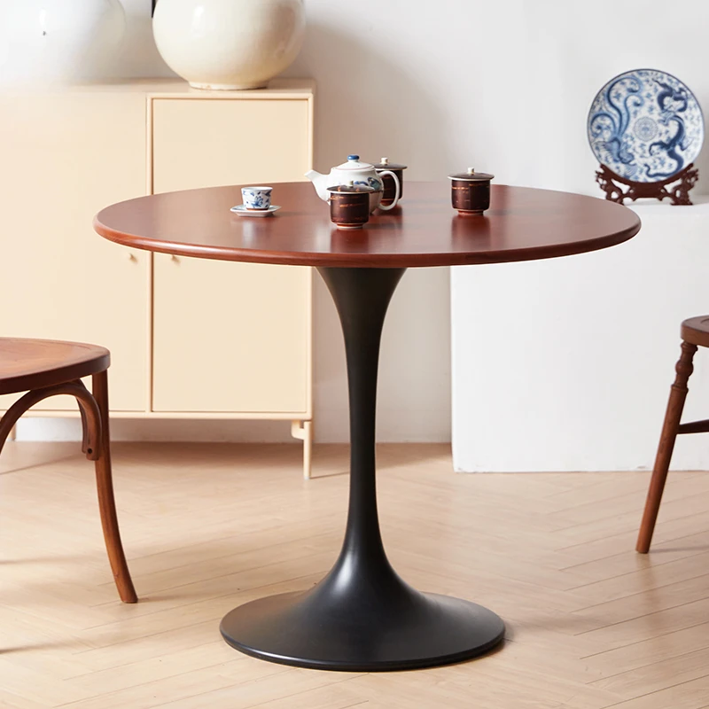 Бытовой круглый стол в виде тюльпана из массива дерева, средневековый простой круглый обеденный стол, небольшая гостиная, столовая, обеденный стол на несколько персон