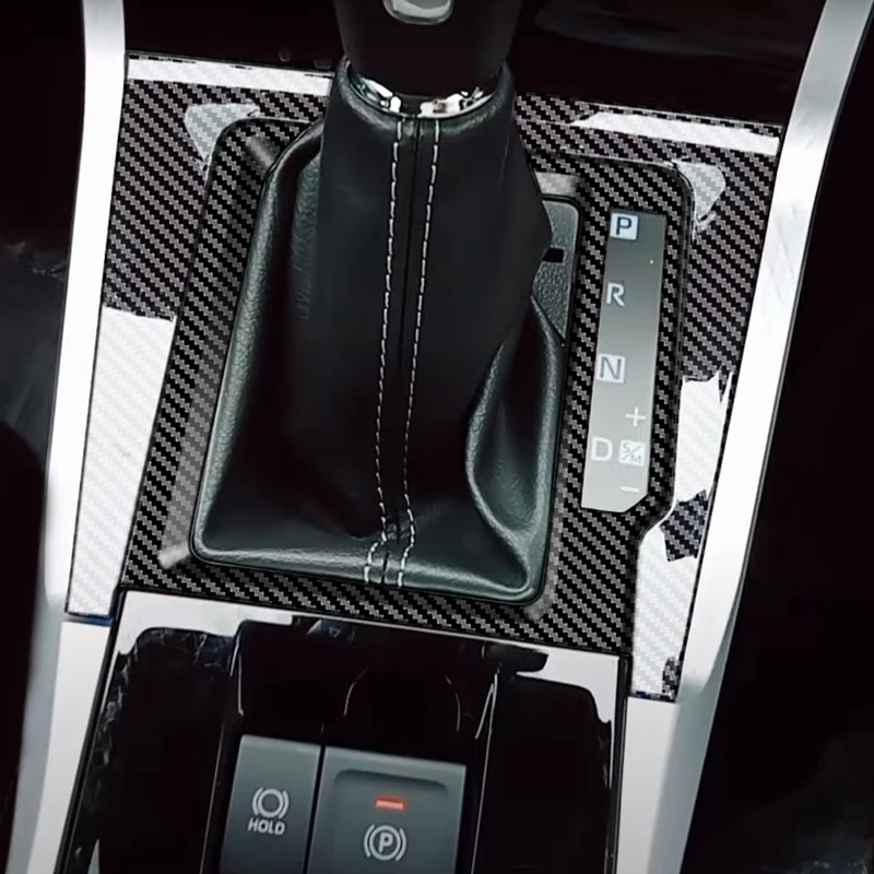 AU05 -для Toyota Veloz 2022 + Карбоновая накладка панели переключения передач автомобиля